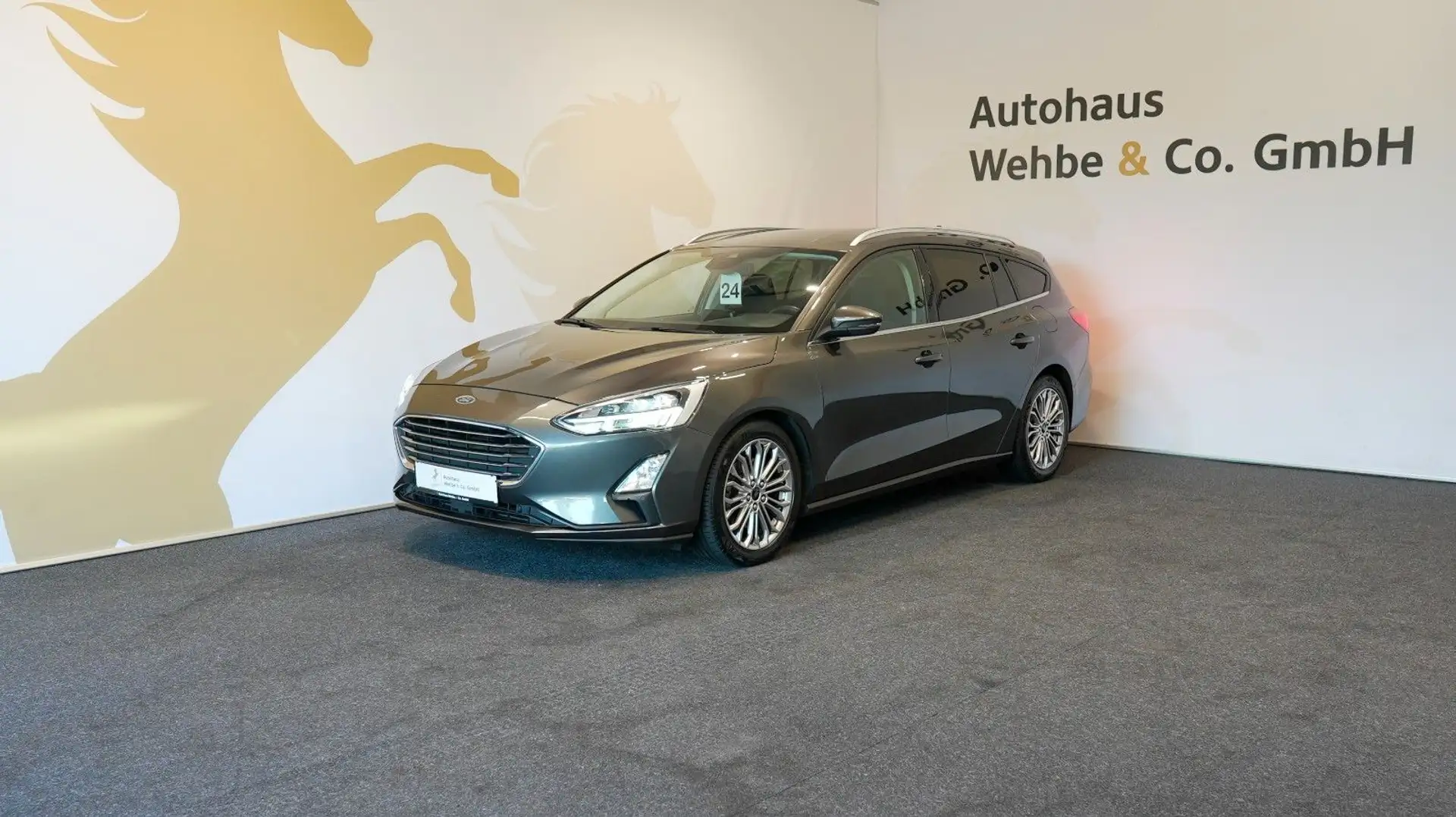 Ford Focus Turnier Titanium Auto. Kamera LED Navi AHK Grau - 1