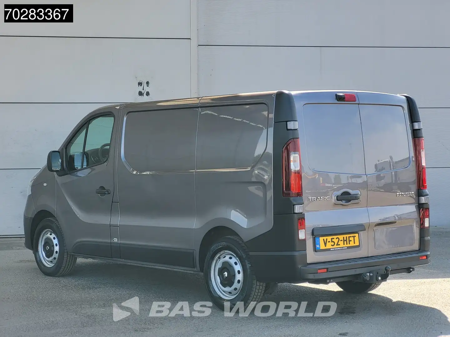 Renault Trafic 120pk L1H1 Trekhaak LED Airco Camera Parkeersensor Grijs - 2