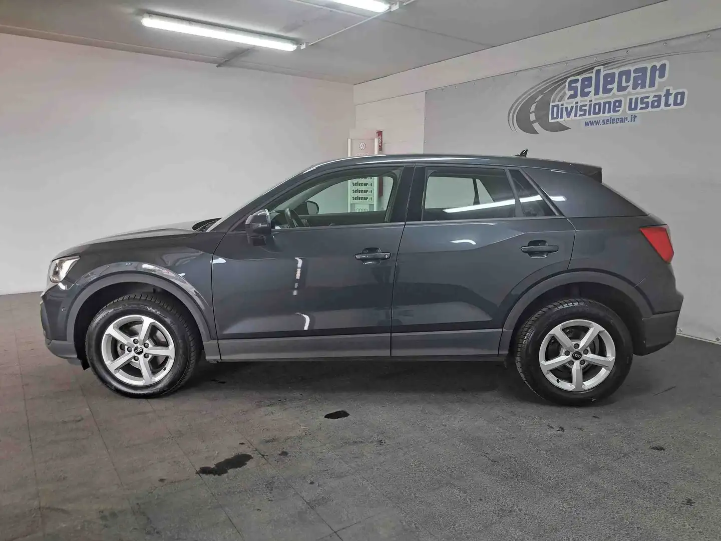 Audi Q2 Q2 30 2.0 tdi Business Grigio - 2