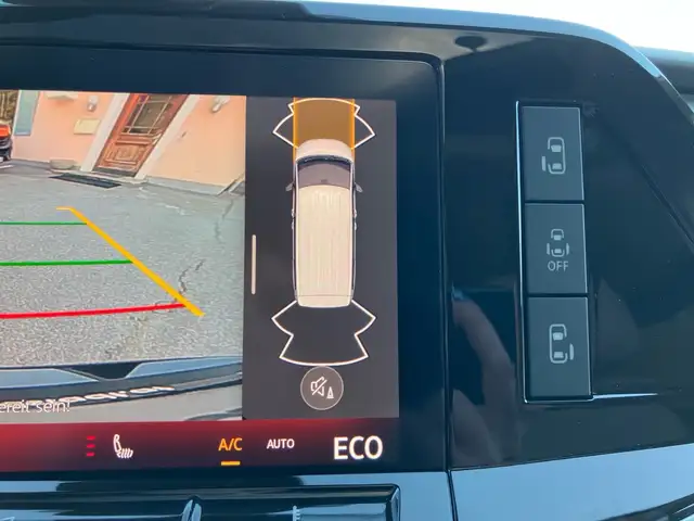 Volkswagen T7 Multivan Style eHybrid 4MOTION Ansicht 24