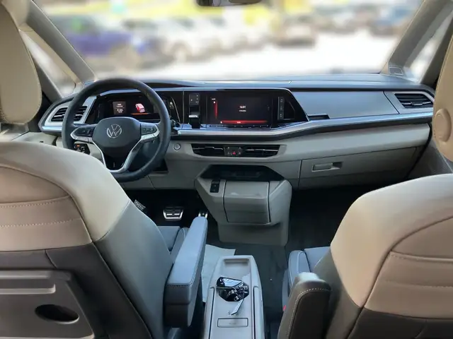 Volkswagen T7 Multivan Style eHybrid 4MOTION Ansicht 16