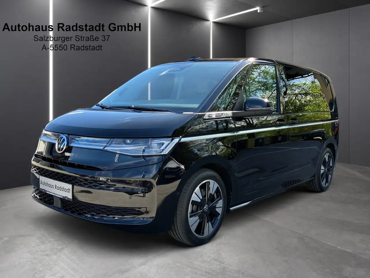Volkswagen T7 Multivan Style eHybrid 4MOTION