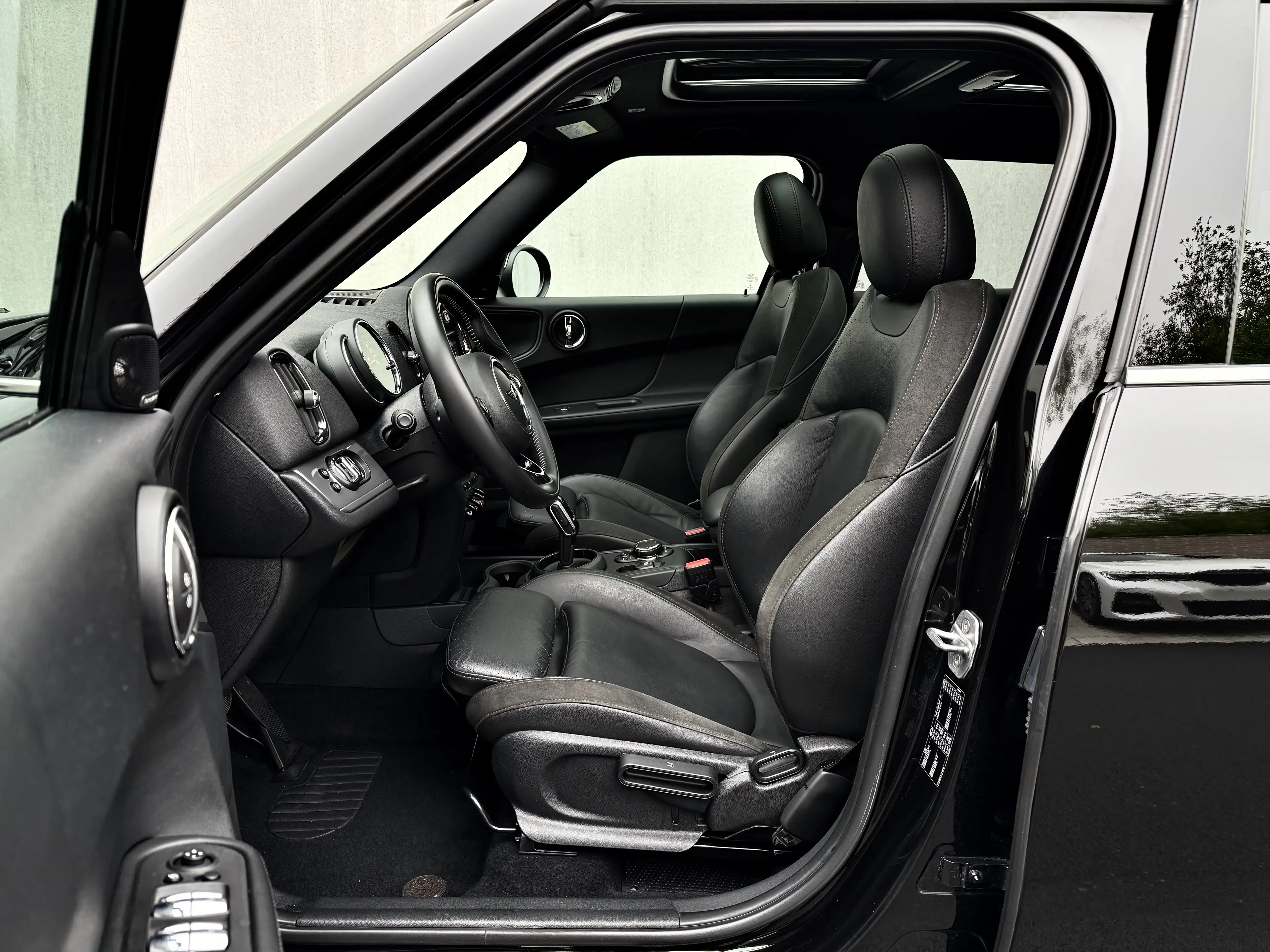 MINI Cooper D Countryman 136CV B.AUTO H&K CAMERA CUiR PANO LED NAVi CARPLAY — photo 13