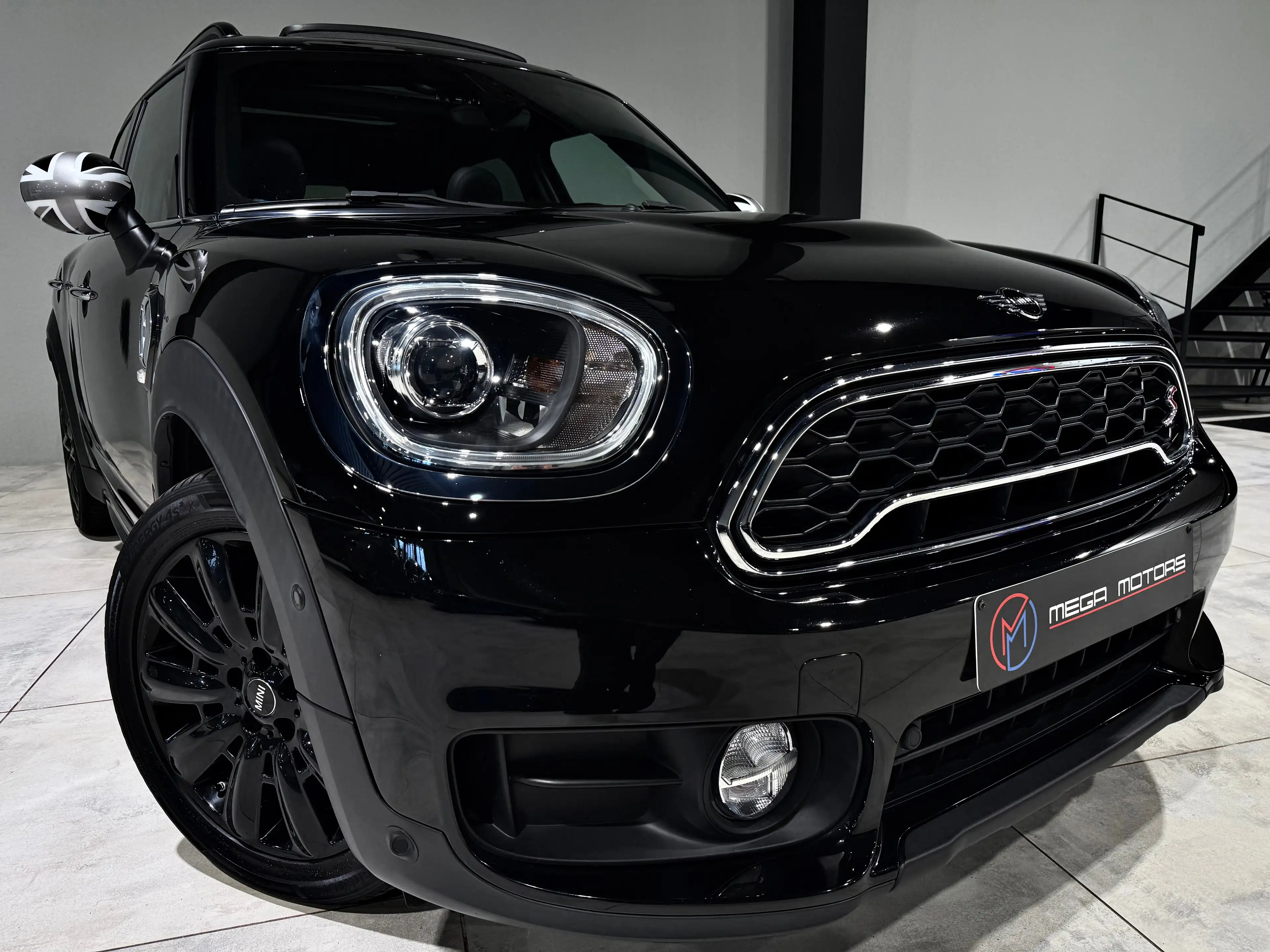 MINI Cooper D Countryman 136CV B.AUTO H&K CAMERA CUiR PANO LED NAVi CARPLAY