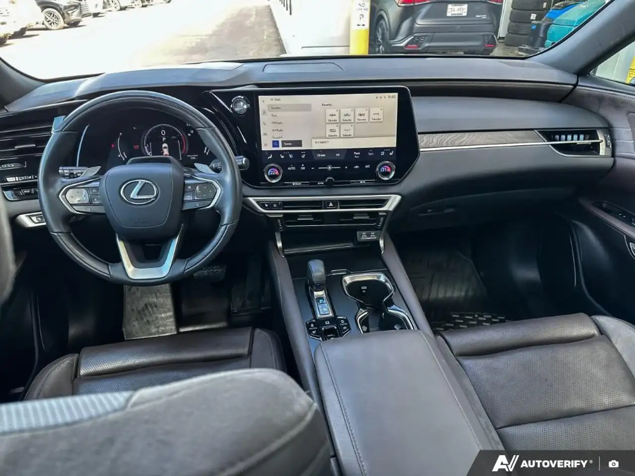 Lexus RX photo Lexus RX