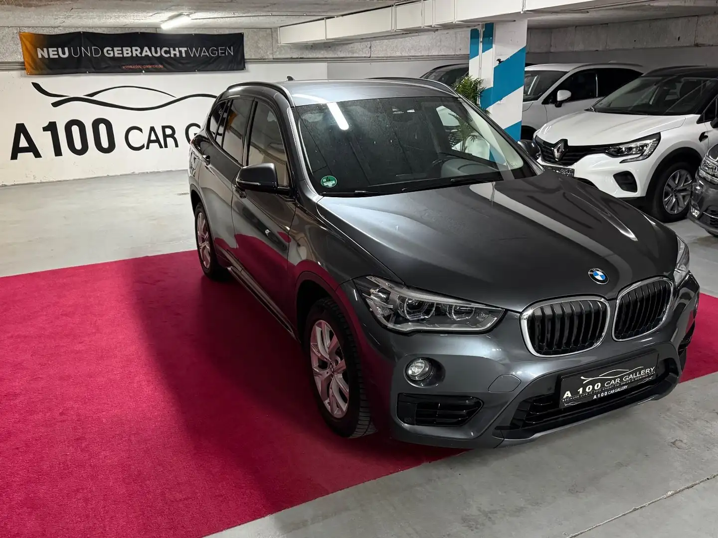 BMW X1 xDrive 18 d Sport Line AHK LED El Heck Grigio - 1