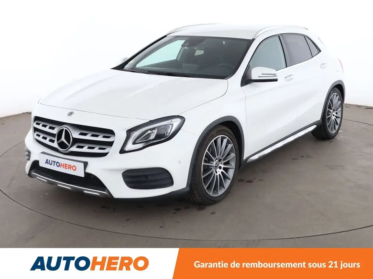 Mercedes-Benz GLA 220