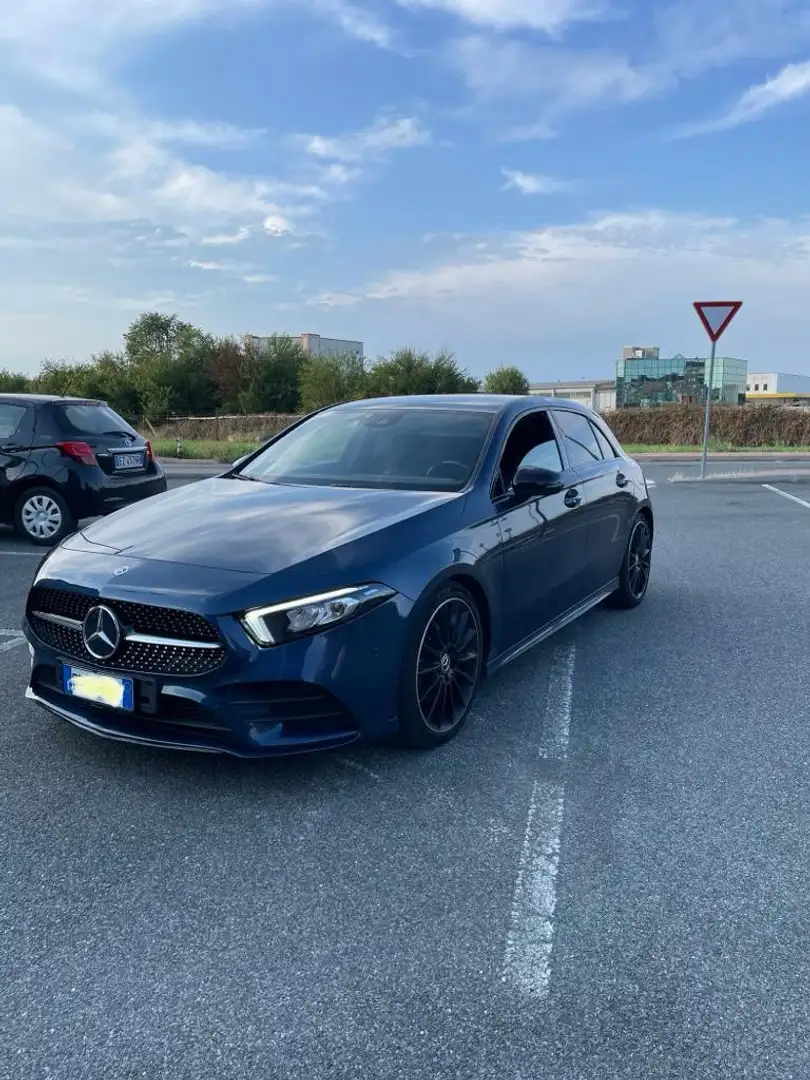 Mercedes-Benz A 200 d Premium 4matic auto Blu/Azzurro - 1