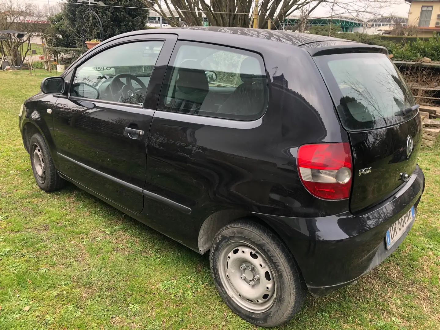 Volkswagen Fox 1.4 tdi Sport clima - 2