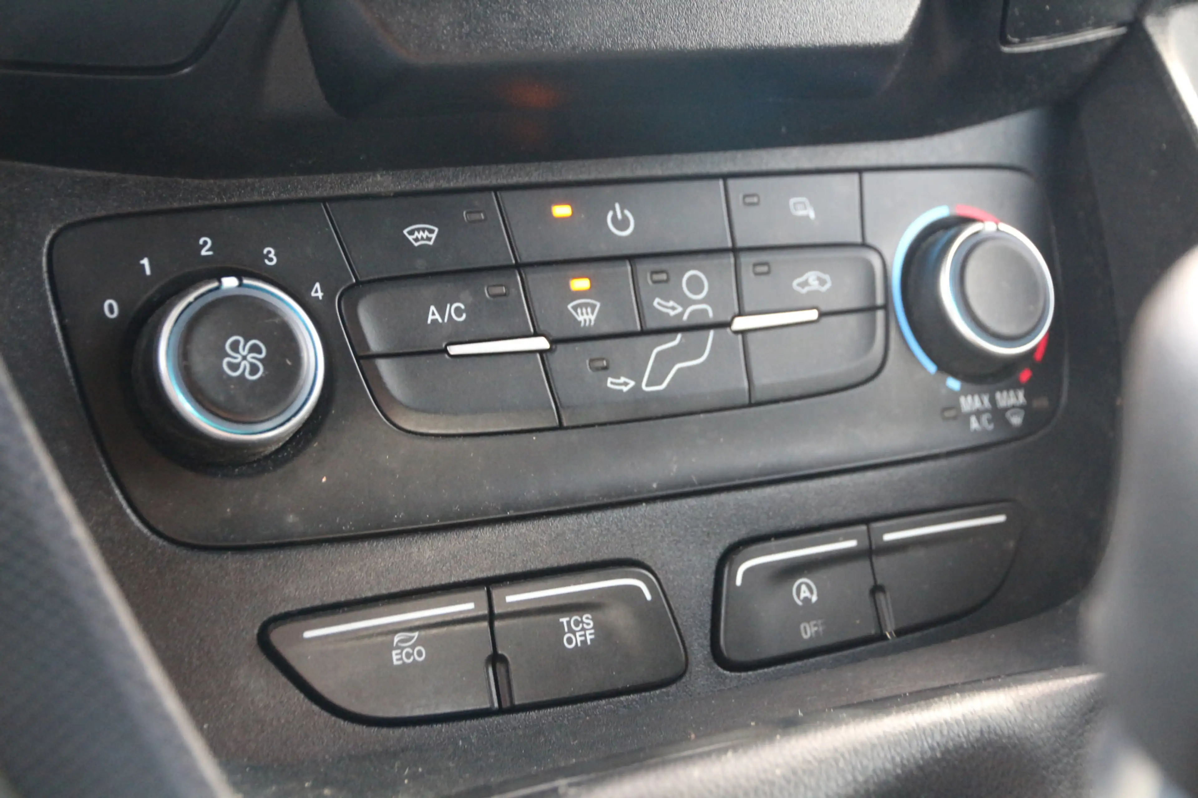 Ford Transit Connect 1.5 EcoBlue 120PK / L2 / EURO 6 / Cruise / Airco.. — photo 9