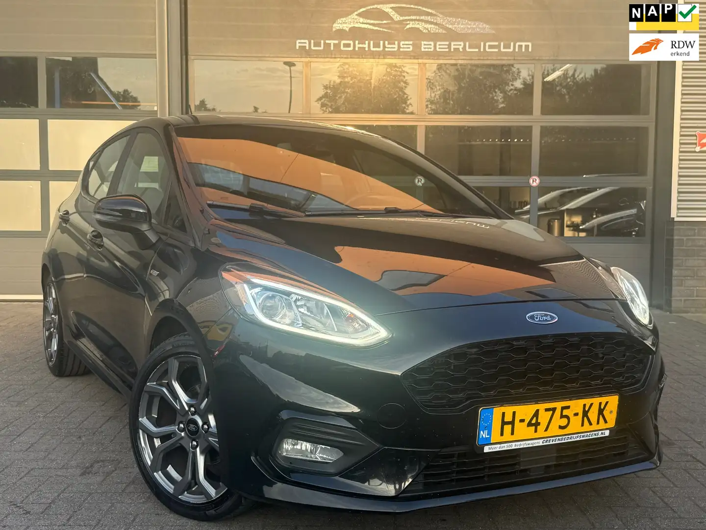 Ford Fiesta 1.0 EcoBoost ST-Line|Carplay|Keyless|12 mnd garant Noir - 1