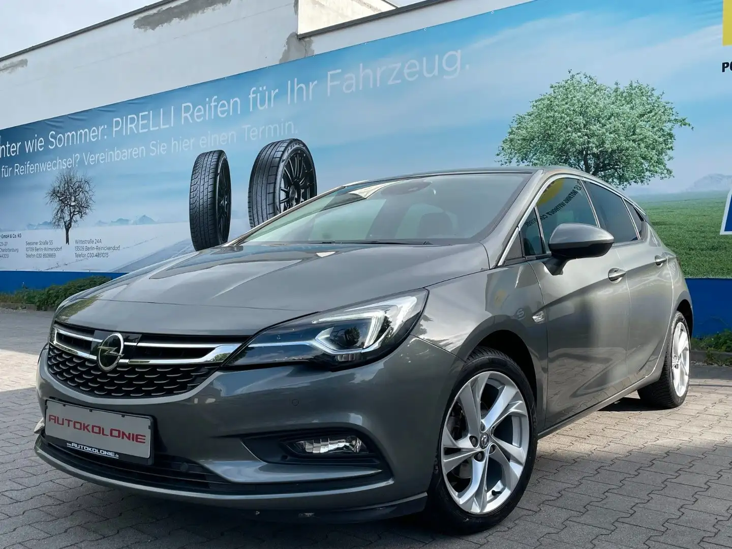 Opel Astra K  INNOVATION AUTOM*NAVI*LED*KAM*T-LEDER*S Grau - 1