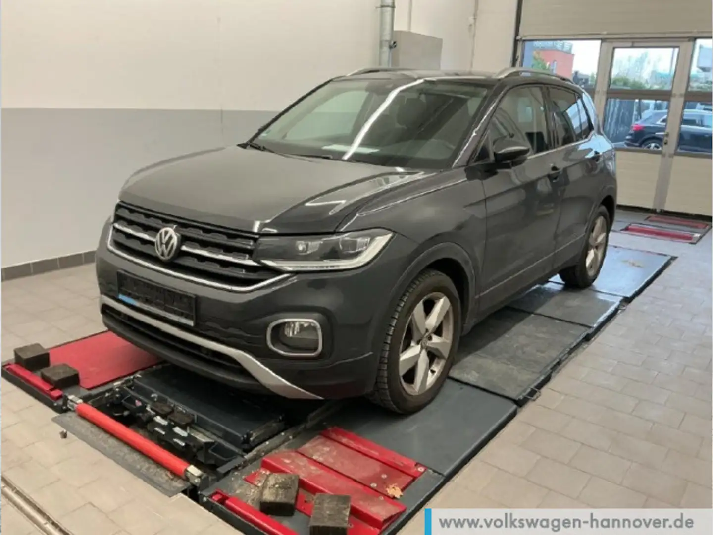 Volkswagen T-Cross 1.0 TSI DSG Style Navi LED PDC SHZ Grau - 2