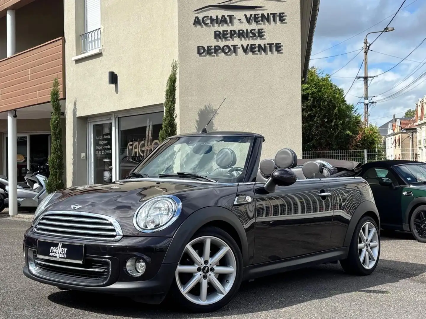 MINI Cooper Cabriolet 1.6i -  Cooper Highgate PHASE 2 Bruin - 1
