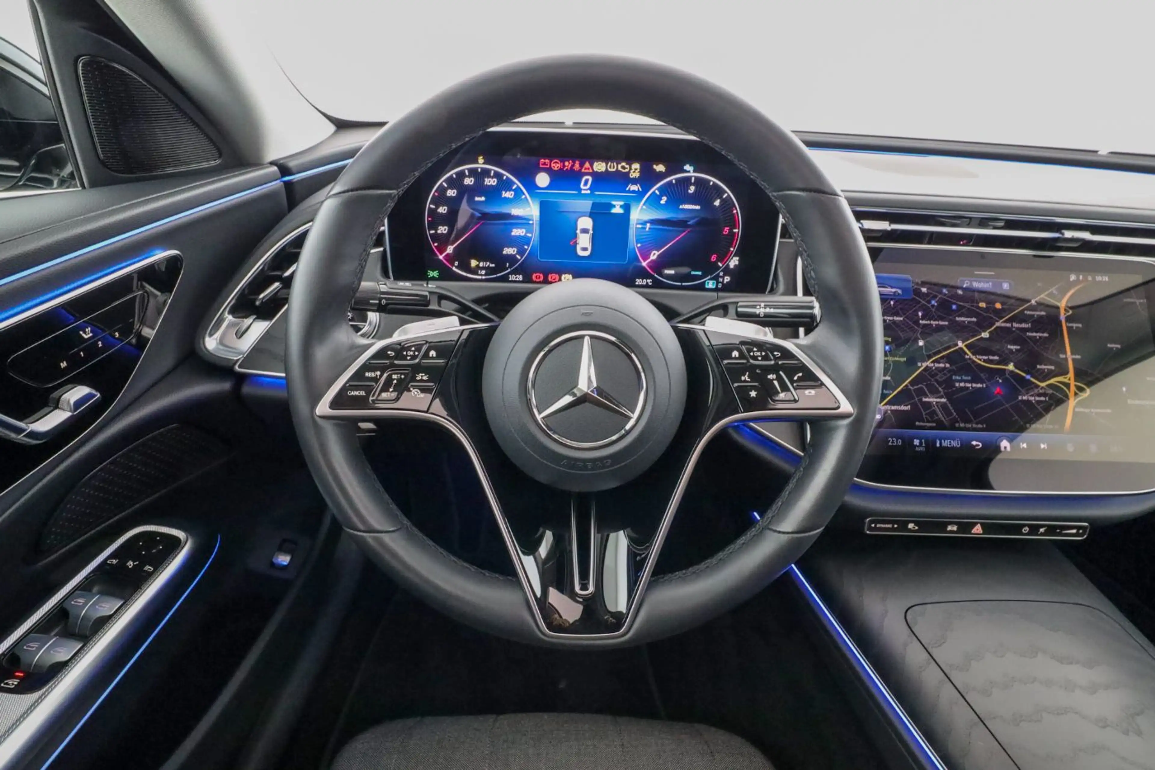 Mercedes-Benz E 220 d 4MATIC Limousine SHZ — photo 11