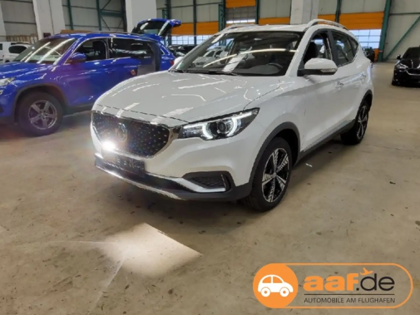 MG ZS EV Luxury Automatik Leder LED ACC Navi PDC Weiß - 1