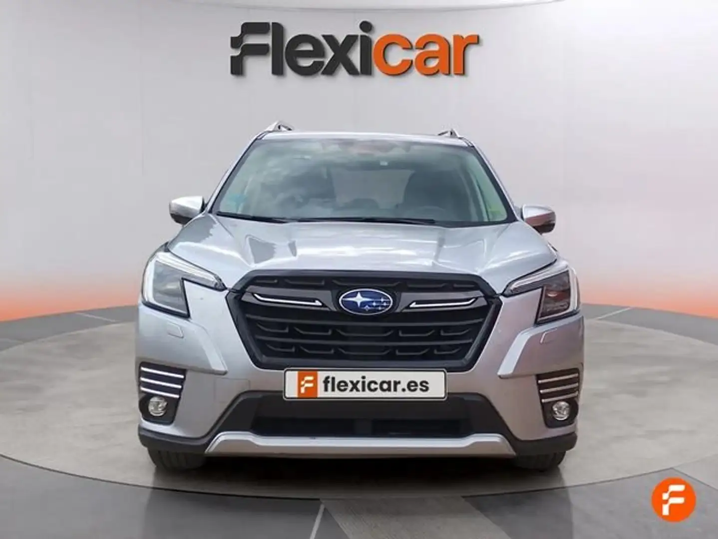 Subaru Forester 2.0i Hybrid Executive Plus CVT Gris - 2