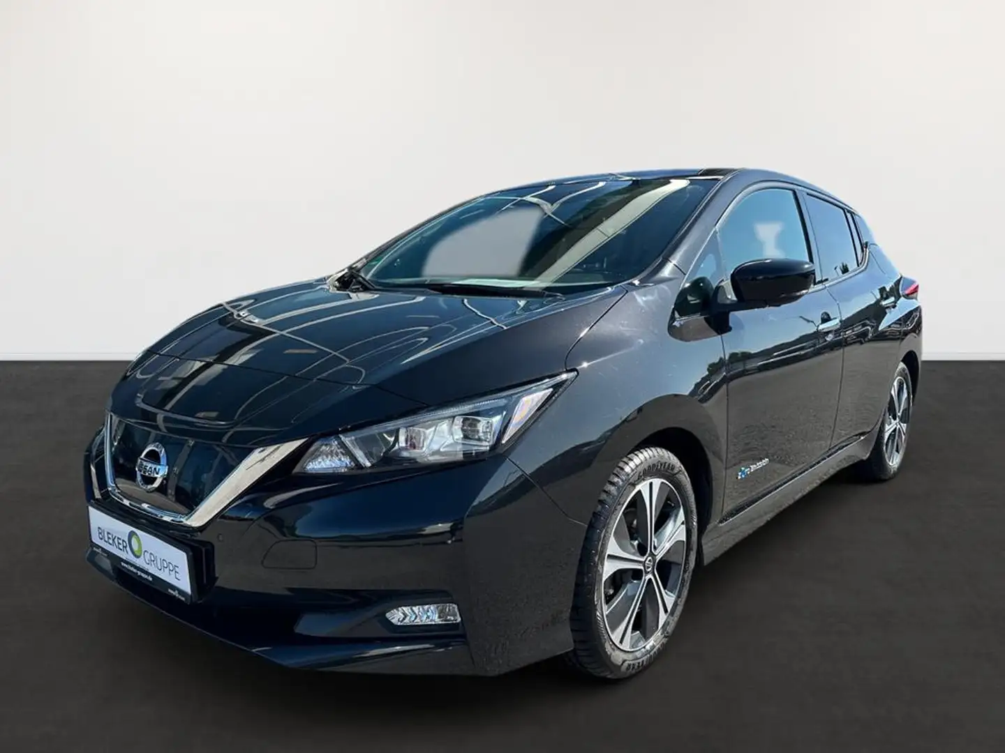 Nissan Leaf 40kwhTEKNA Option Schwarz - 1