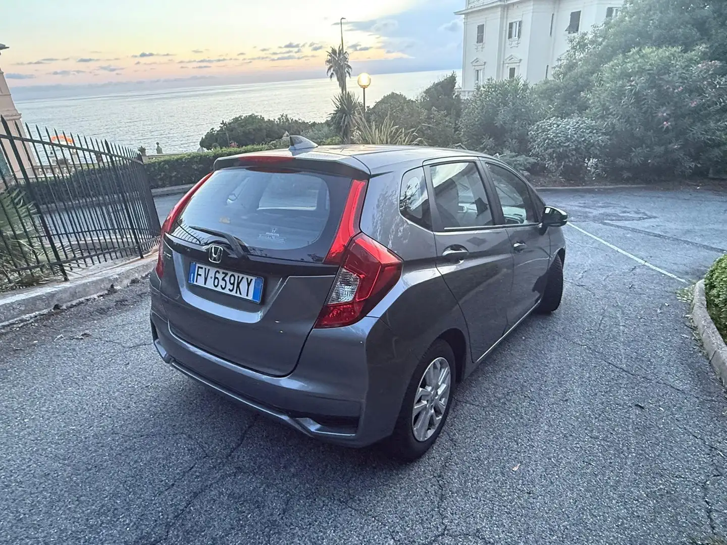 Honda Jazz *BELLISSIMA* *FULL OPT* *UNIPROPRIETÀ* *17.000KM! Grigio - 2