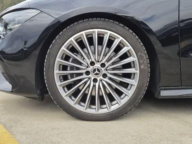 Mercedes-Benz Cla Class view 12