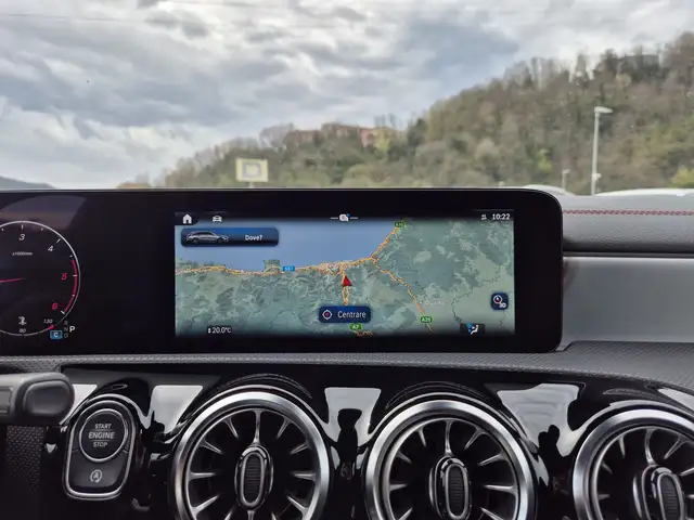 Mercedes-Benz Cla Class view 10