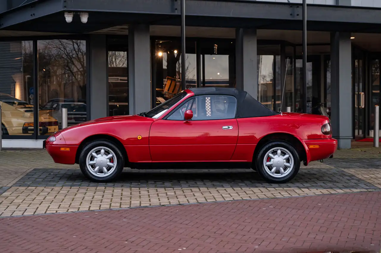 Mazda MX-5 1.6i, foto 2