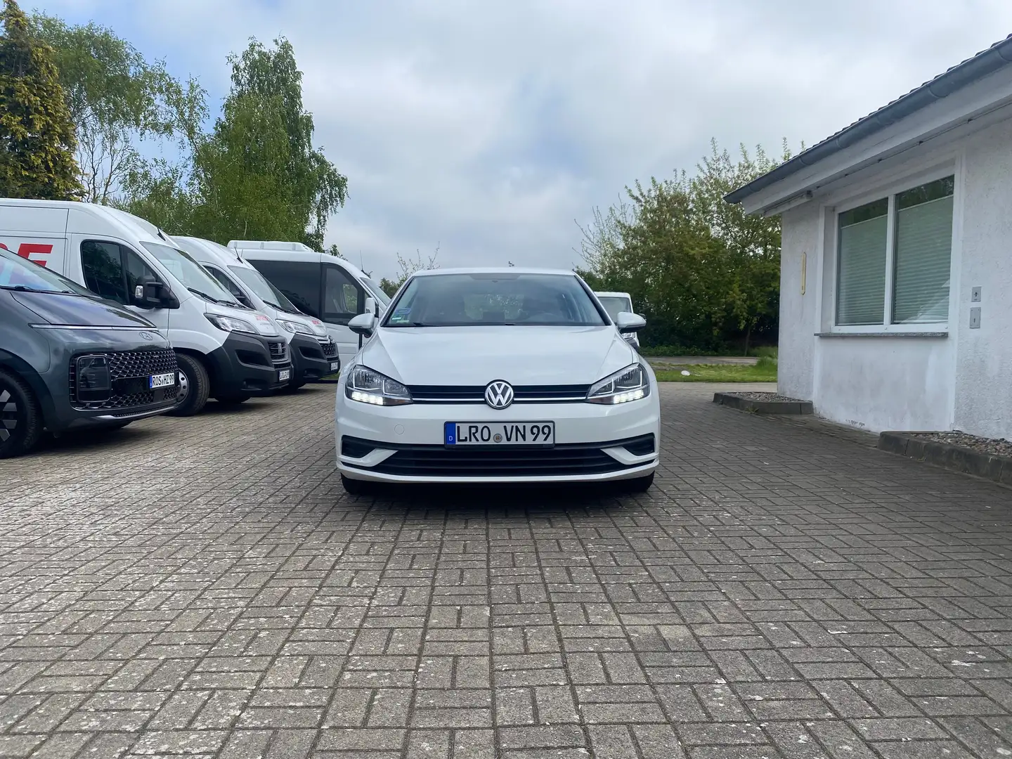 Volkswagen Golf Trendline BMT/Start-Stopp Weiß - 1