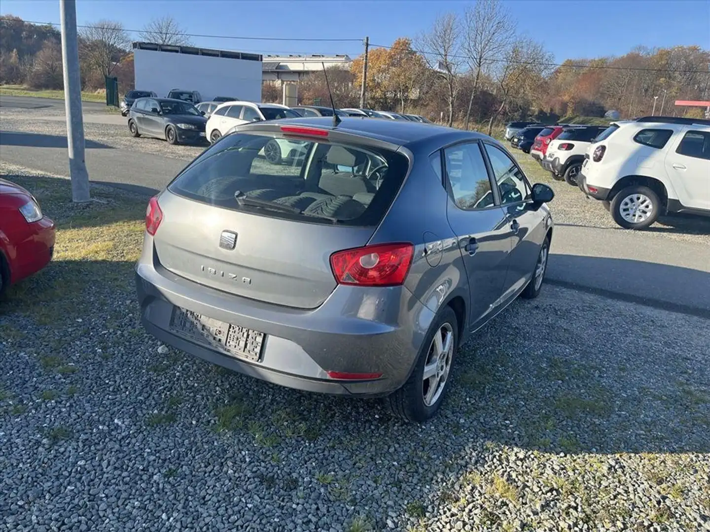 SEAT Ibiza 1,2 TSI Alu Klima Radio siva - 2