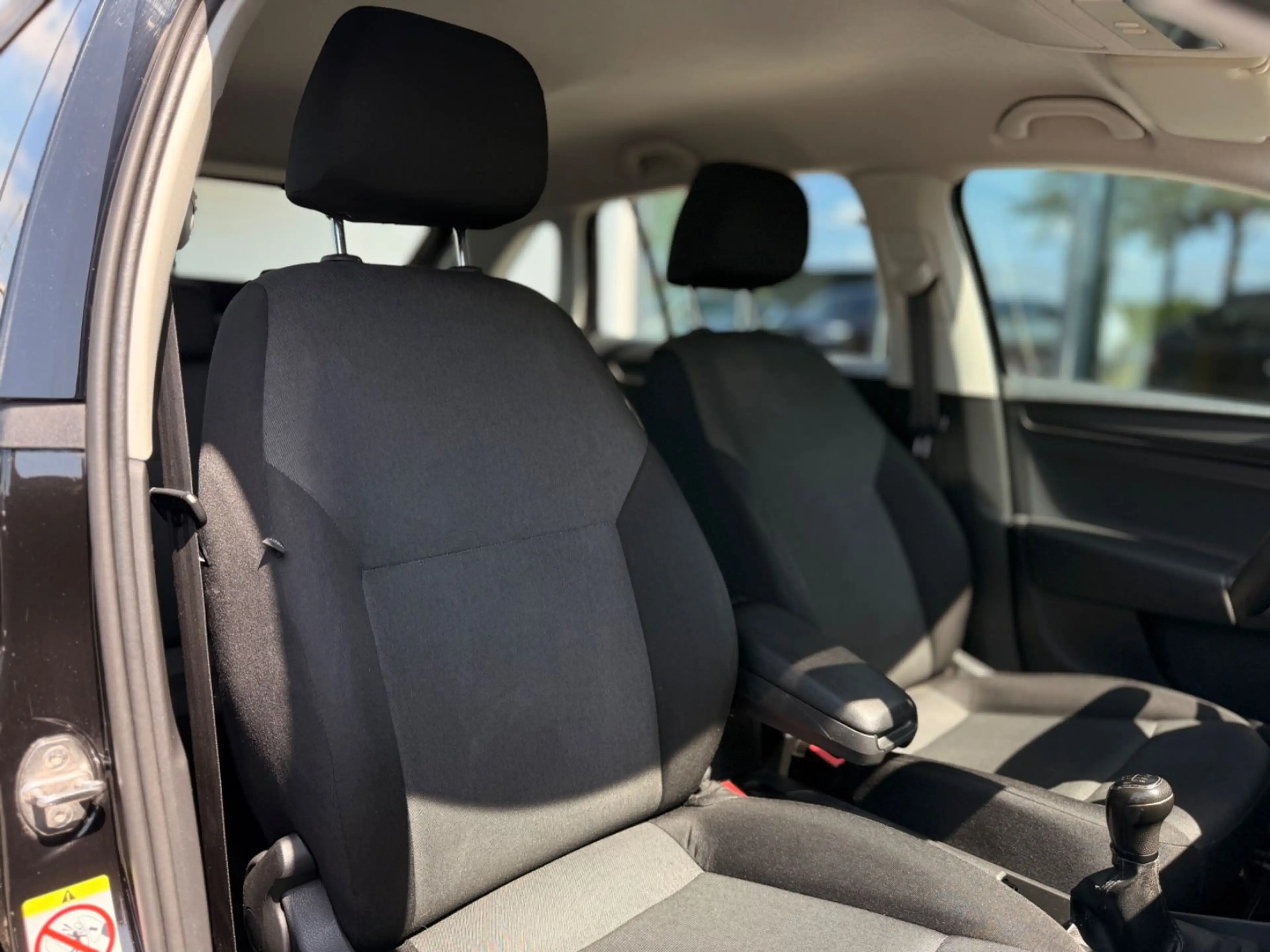 Skoda Rapid/Spaceback Spaceback 1.0 TSI Klima Tüv NEU — photo 15