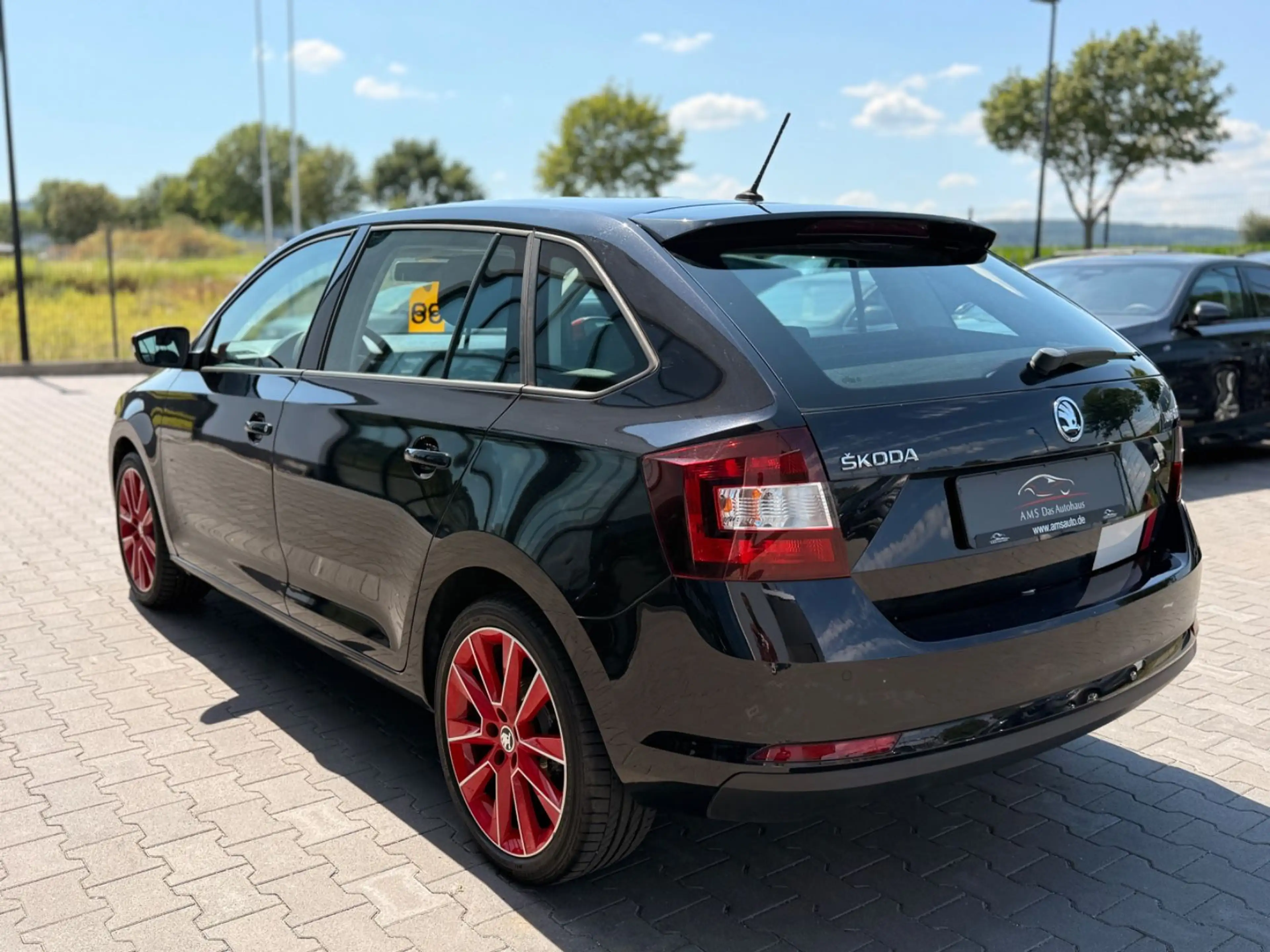 Skoda Rapid/Spaceback Spaceback 1.0 TSI Klima Tüv NEU — photo 5