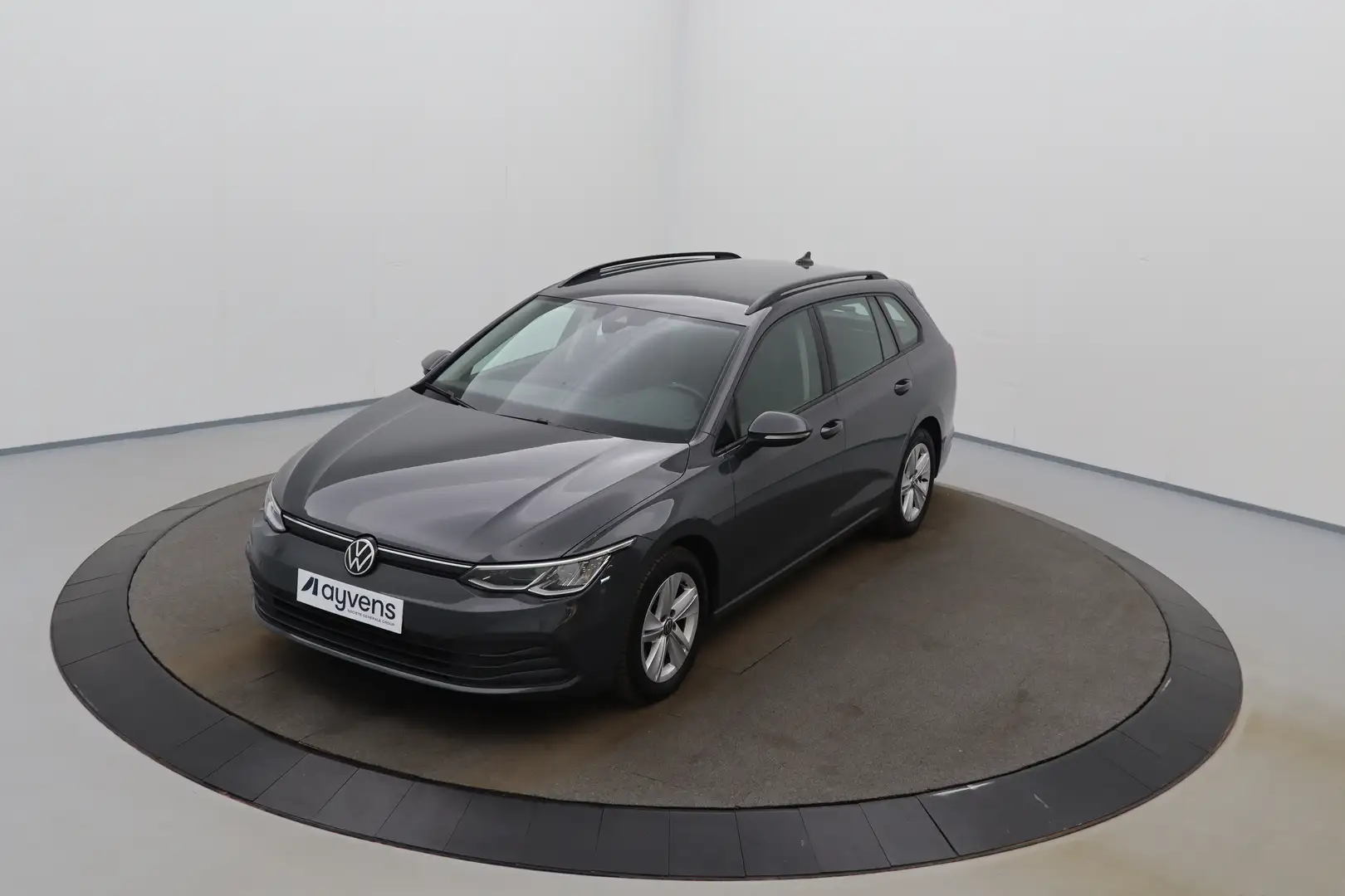 Volkswagen Golf Variant 2.0 TDi Life DSG ALCANTARA LED GPS PDC CAM Keyless Grijs - 1