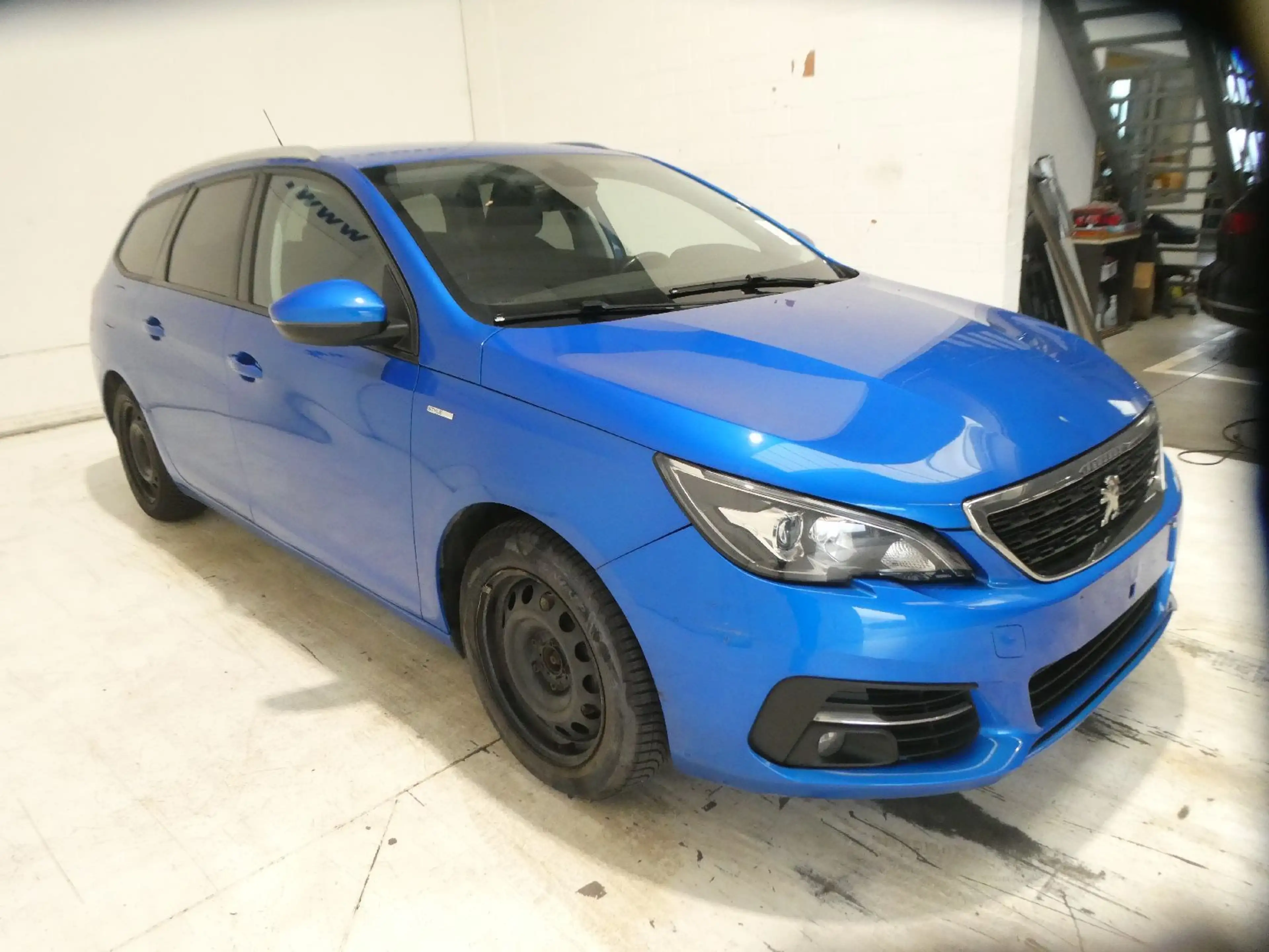 Peugeot 308 Ii Sw Active Pac — photo 13