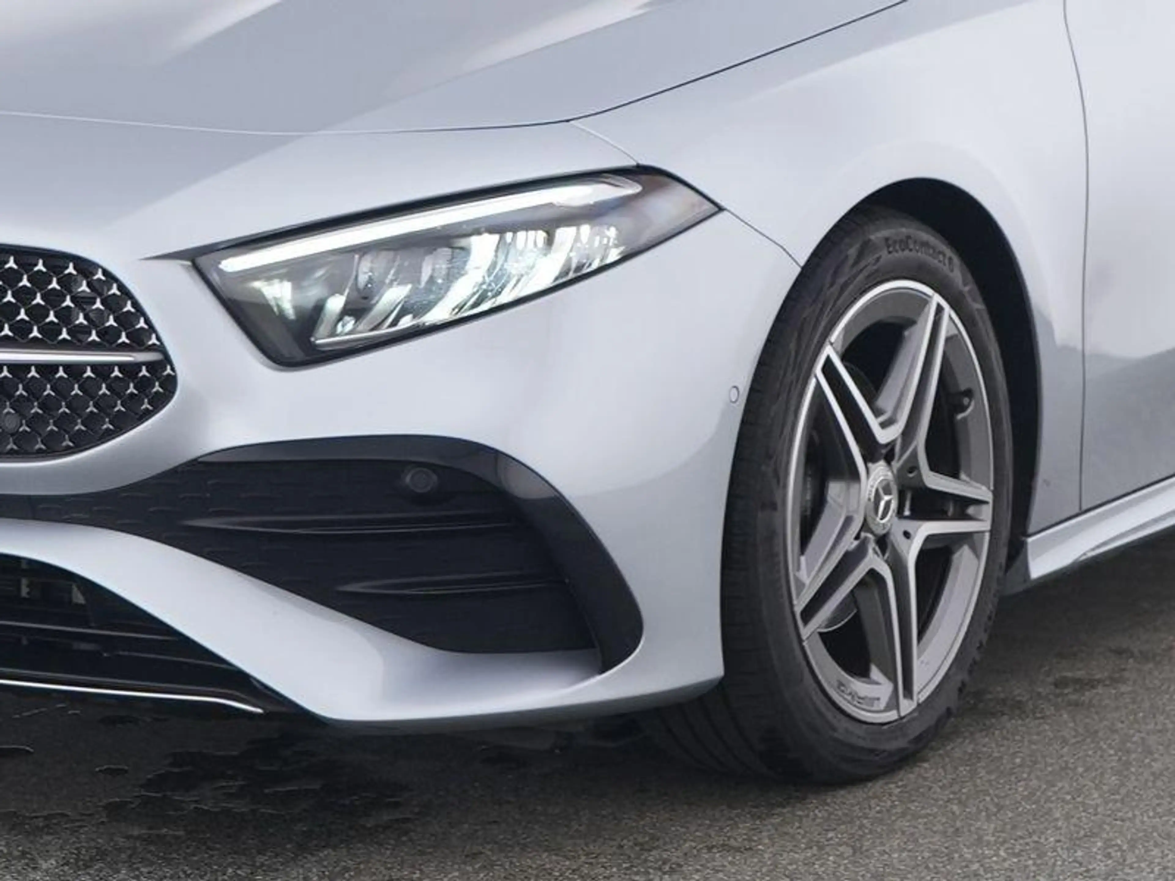 Mercedes-Benz A 200 Hatchback AMG Line | Smartphone Integratie | Verwa — photo 3