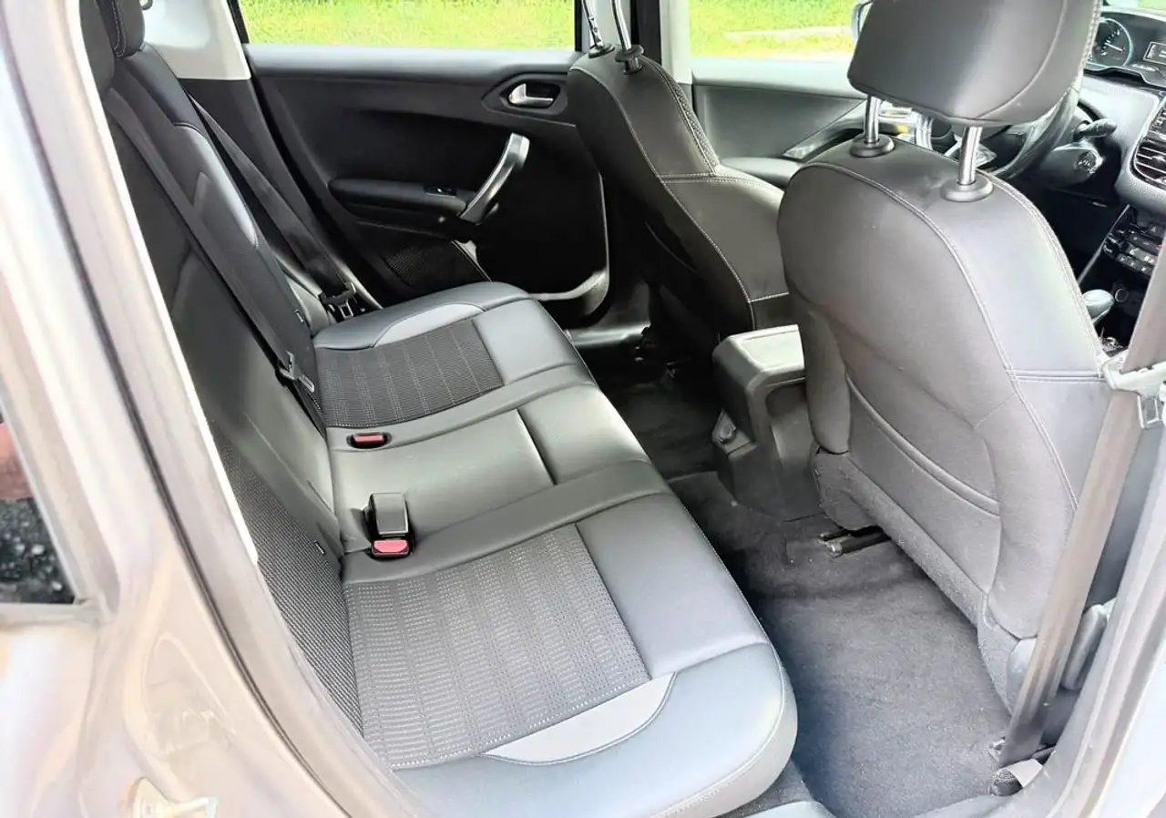 Peugeot 2008 2008 — photo 5