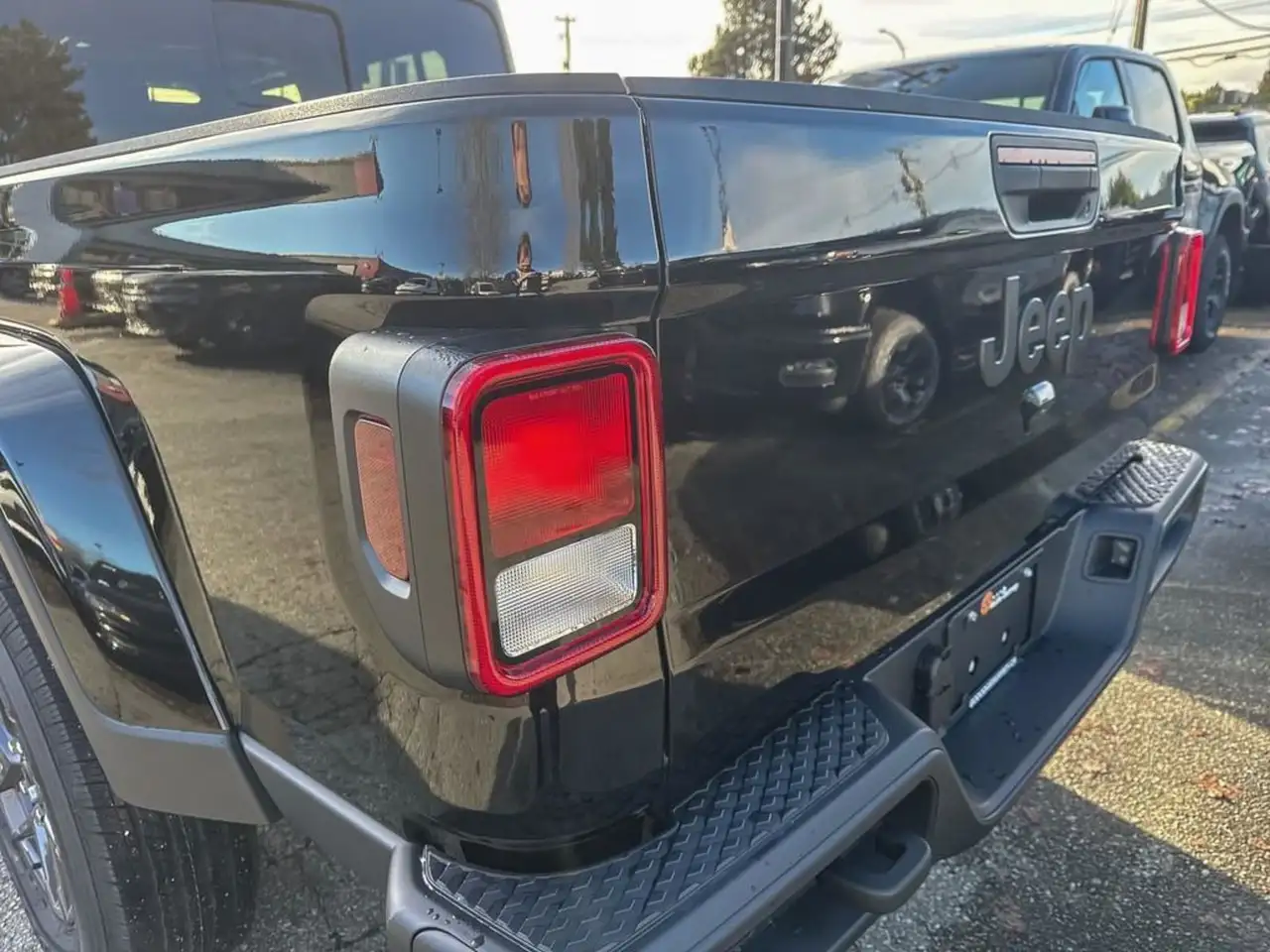 Jeep Gladiator снимка Jeep Gladiator