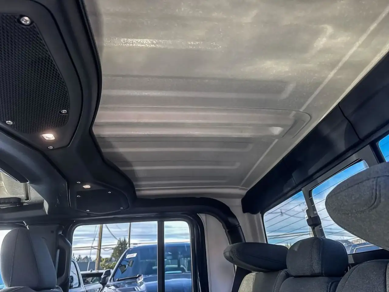 Jeep Gladiator снимка Jeep Gladiator