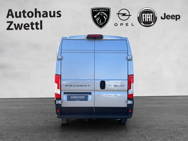 Peugeot Boxer Kastenwagen 33 L3H2 140 6-Gang Ansicht 5