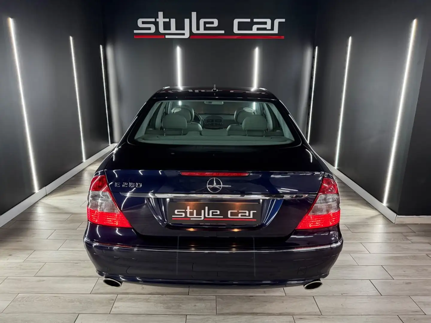 Mercedes-Benz E 280 Elegance 7G Azul - 2