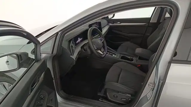 Volkswagen Golf view 9