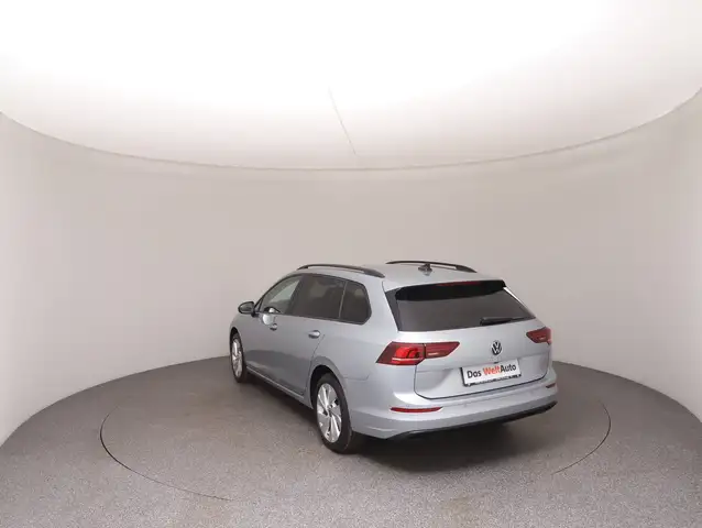 Volkswagen Golf view 5