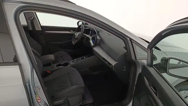 Volkswagen Golf view 10