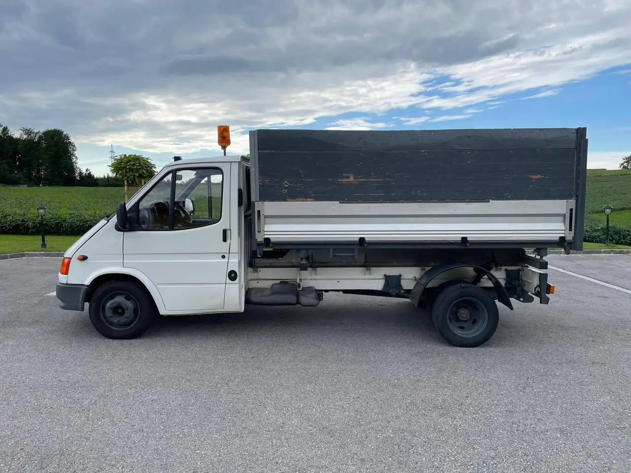 Ford Transit 3-Seiten Kipper, foto 3