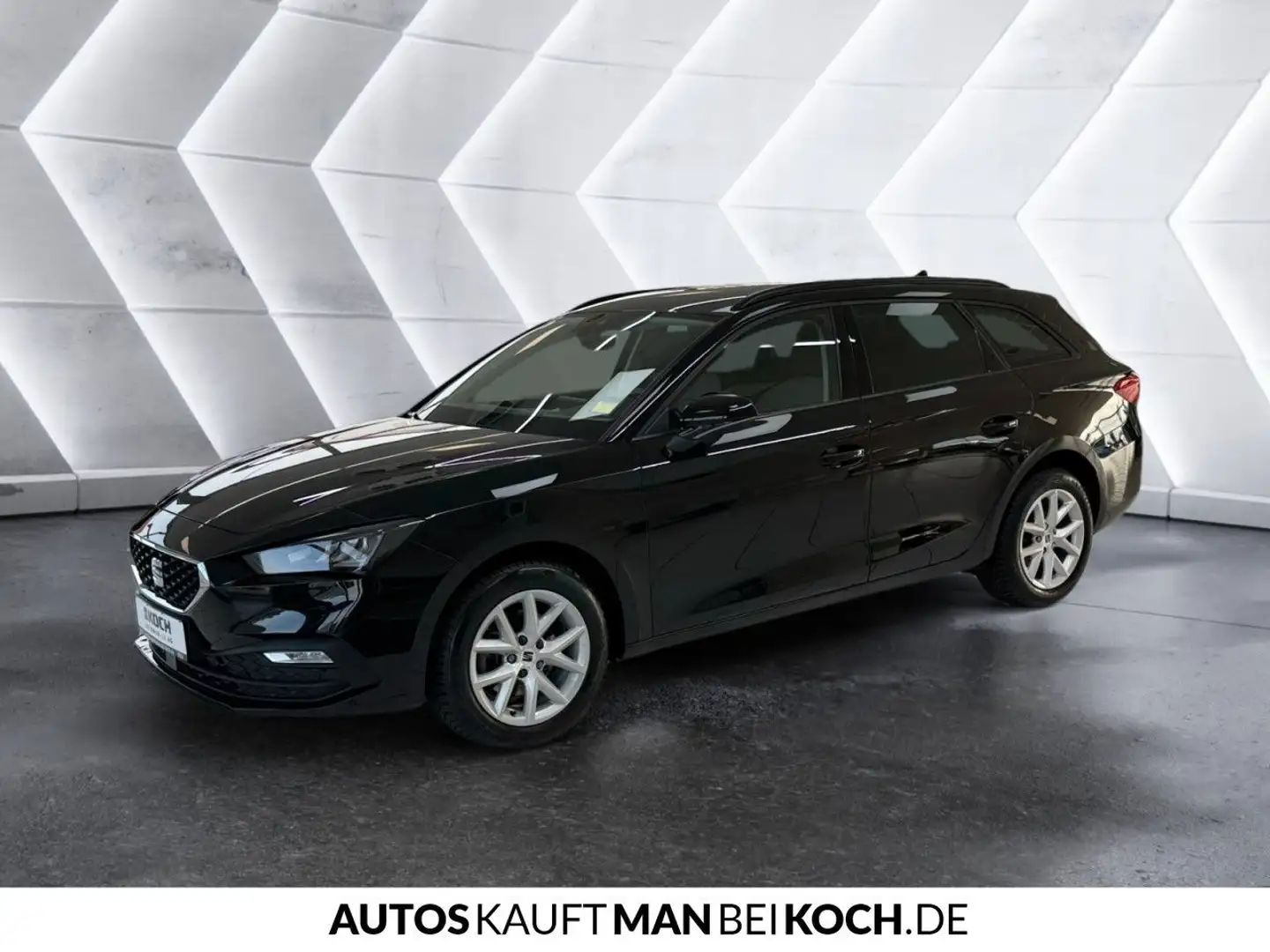 SEAT Leon Sportstourer 1.5 eTSI DSG Style NAVI KLIMAAUT Zwart - 2