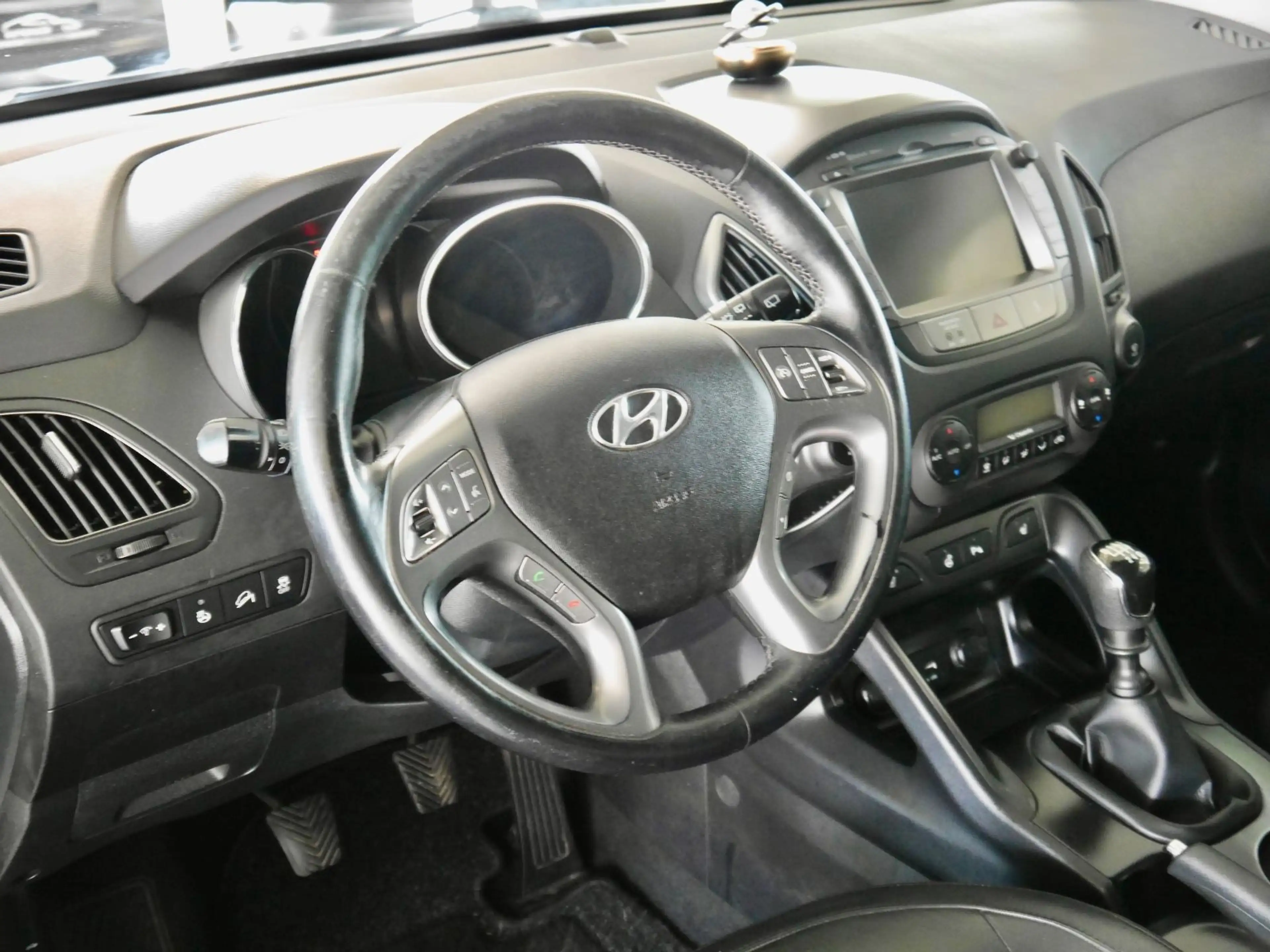 Hyundai iX35 1.6 GDI Trend blue*Navi*Leder*R.Kamera — photo 12