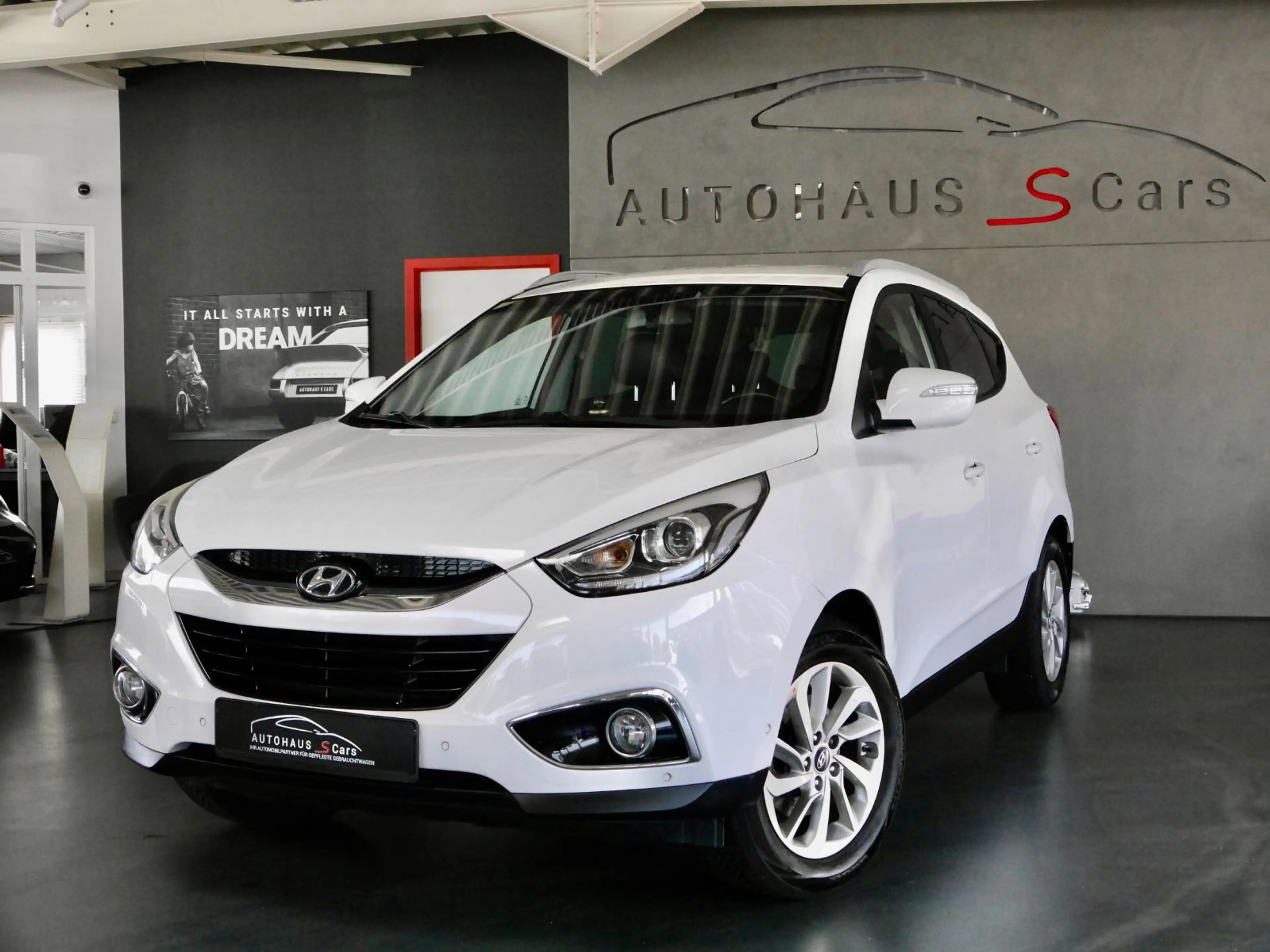 Hyundai iX35 1.6 GDI Trend blue*Navi*Leder*R.Kamera