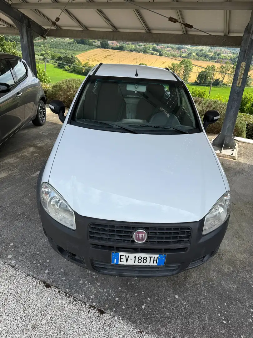 Fiat Strada PICK-UP Weiß - 2