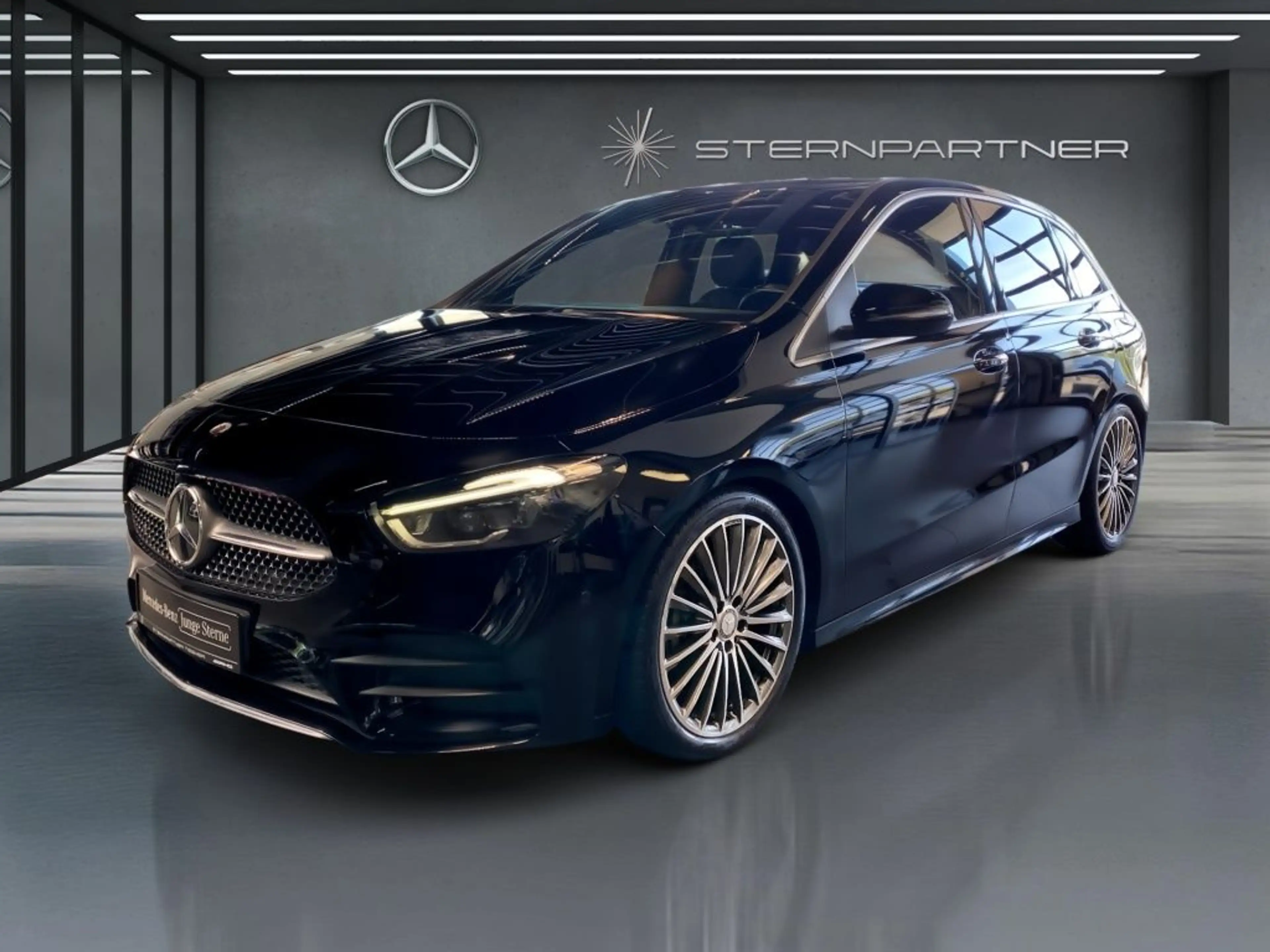 Mercedes-Benz B 200 AMG+MBUX+Ambiente+Mbeam+Totwinkel+KAMERA