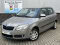 Skoda Fabia 1.6-16V Ambiente | Automaat | Zeer weinig kilomete Beige - thumbnail 1