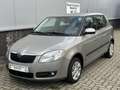 Skoda Fabia 1.6-16V Ambiente | Automaat | Zeer weinig kilomete Beige - thumbnail 6