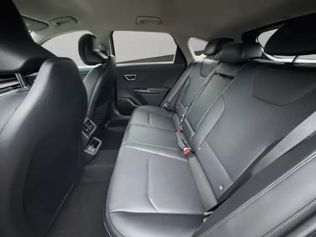 Kia K4 view 11